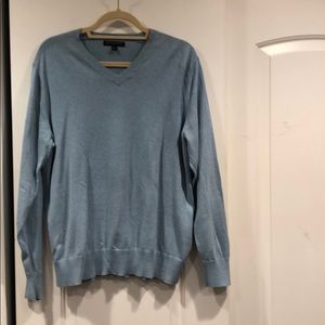Light blue V-Neck Sweater